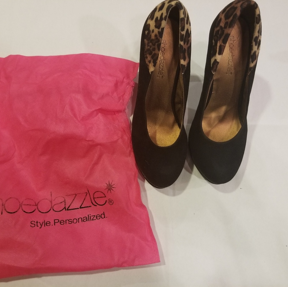 NEW w/o Tags Kim Kardashian Shoe Dazzle pumps